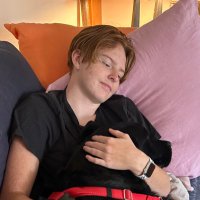 hyperfixator supreme (@asstreee) 's Twitter Profile