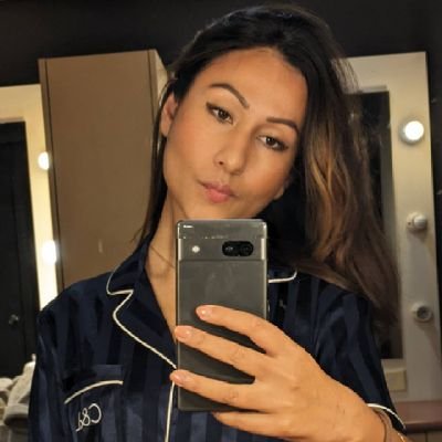 urvi_majumdar's profile picture. monotone comedian