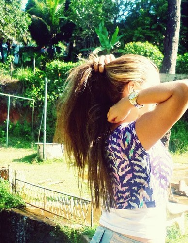 Não saber explicar o que se sente por quem você quer a todo momento, é amar. *-*