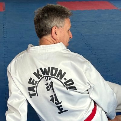 dariohb's profile picture. E pluribus unum ✈️.