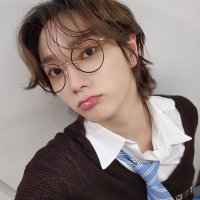 ryzi | LF ONEDOOR MOOTS (@bndlv6r_) 's Twitter Profile