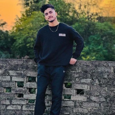 Kuldeep86933330's profile picture. Student
Kindness leads you to peace of heart.
When life gets blurry, adjust your focus.