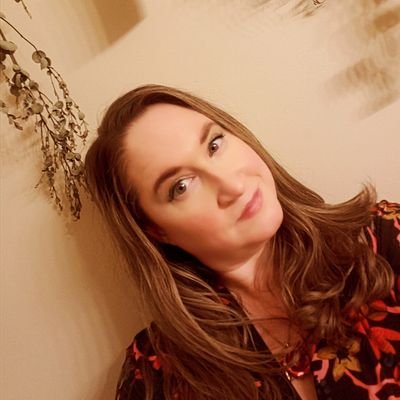 Learning & Communications @ChallengeFCTY || Curriculum Developer & Facilitator for @DalhousieU and #CareerDevelopment || Narrative Career Coach || Dream Booster