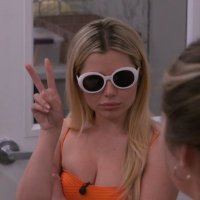 Pope watches TV (@zingbooty) 's Twitter Profile