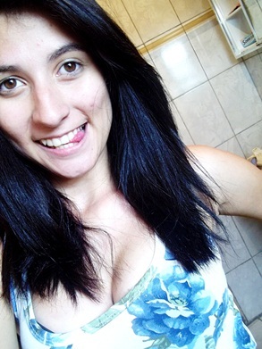 Não busque boas aparências, elas podem mudar. Só precisamos de um sorriso para transformarmos um dia ruim*-*