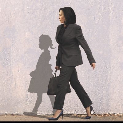 HardyRue's profile picture. Old, yte, progressive, she/her, 🖤🤍💜, neurodivergent. Loki to the Time Keepers, “You can’t kill me in a way that matters.” Two Widows Mystery Series-Amazon