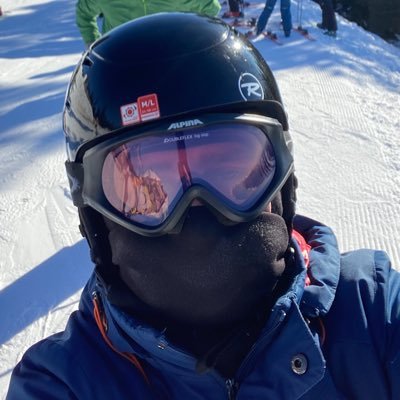 kravage's profile picture. https://t.co/ZNuGr234gM