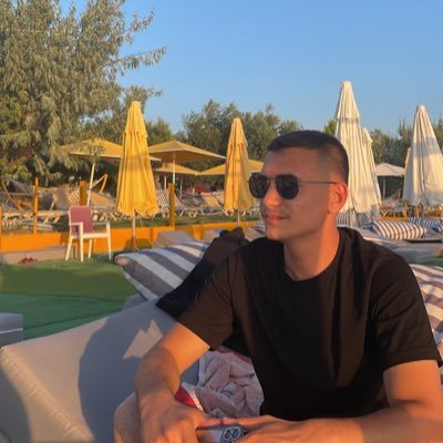 SuatGezer1's profile picture. 