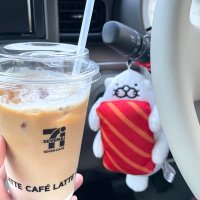 𝗌𝖺𝗆𝗂 (@lc33mi) 's Twitter Profile