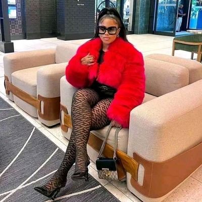 S.A business magnate
🇿🇦 Global entrepreneur
🌍 Business advicer ✍️
Motivational speaker 🎙️