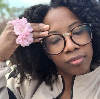 shakera1294's profile picture. 31 y/o • 
샤케라 •
シャケラ
 ¤ JW • ⟭⟬BTS ARMY⟬⟭
@BTS_twt 092918 | 051819