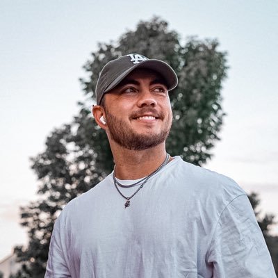 robertdevrix's profile picture. Here to inspire #fitdutchie