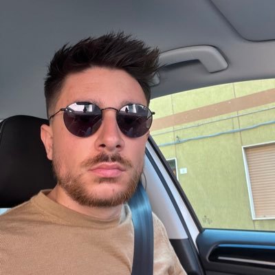 Alerdas_'s profile picture. 