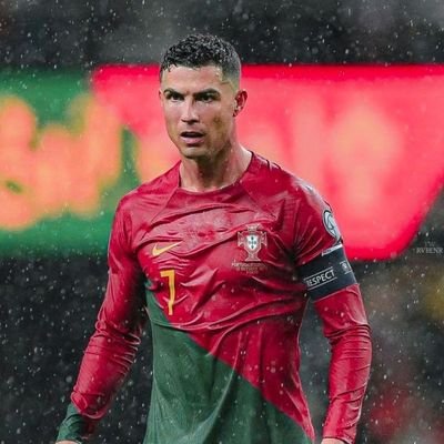 RR_Thakur2308's profile picture. Correspondent.