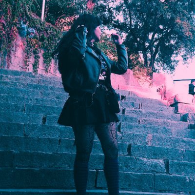 darkflower10's profile picture. Psicosis nivel: las mariposas me hablan y los dragones hacen mi almuerzo mientras juego con el boggart de mi armario c: