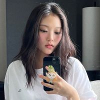 mar (@brokenwxx) 's Twitter Profile