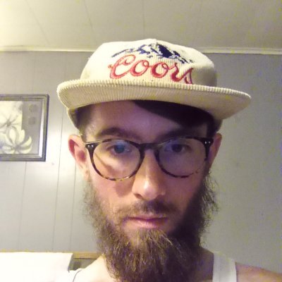 AwinAwin1947023's profile picture. 