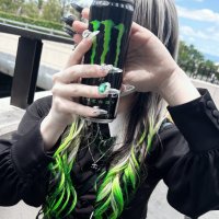 Choki isn't real (@saxyclips) 's Twitter Profile