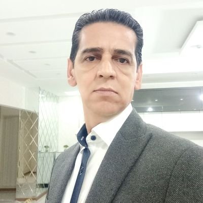 ارشد روانـشناسـی – ملی گرا و عاشق ایـران -              
کنشگر  سیاسی بریده از اصلاح طلبان
⁦
