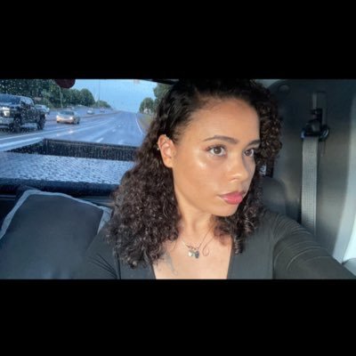 Lil Psychedelic Slut ✨🧚🏽♀️🌸 Vibin on ‘psyben 🍄🍃🧝🏽♀️ Reiki Practitioner 🙏🏽☮️💆🏽