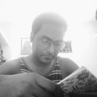 फिलहाल राही..... UPSC aspirant और एगो बात बताएं...
ग़ालिब बहुत दूर के चचा हैं हमारे....