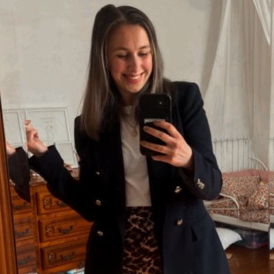 Juuℓie petite grosse et moche et alors ? - ♥ https://t.co/URvp4EaO9e