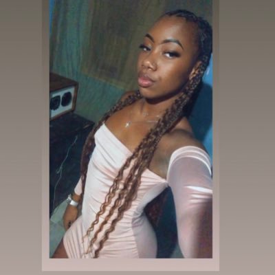 karencosta1904's profile picture. Pretah🔥🍃🤎 17aninhos🥰😮‍💨