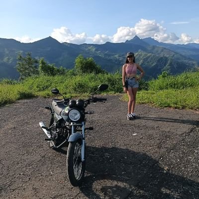 Colombiana🇨🇴 embajadora de Gr_outleet / Gr_shop18 https://t.co/y2dTaz5TVM