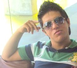 Acessor de Marketing da Cipresa Empreendimentos Ltda, Acadêmico de Direito, Lutador de Judô / Jiu-Jitsu / Muay Thai / MMA , Trezeano e tenho Jesus na minha vida