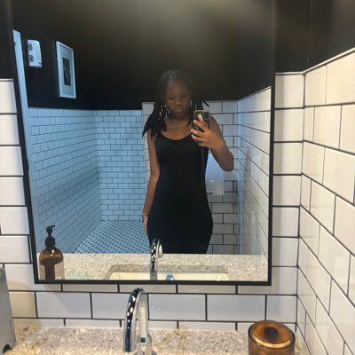 Gabriella296286's profile picture. 