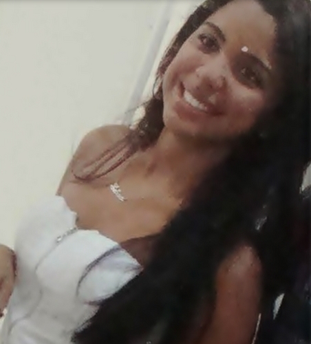 LetyciaRondon's profile picture. odeiio , fαlsiidαde e mentiirαs ;/
tenho meus αmores e sonho em um diiα encontrαr o verdαdeiiro significαdo dα
pαlαvrα felicidαde (: