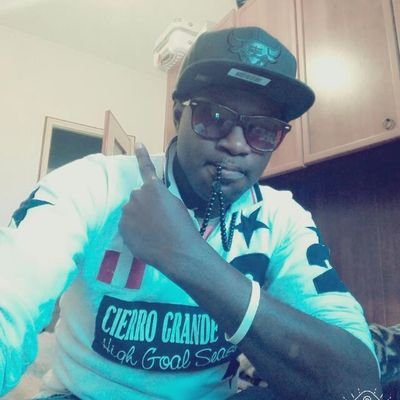 DephaWane63726's profile picture. dieu et grand ❤