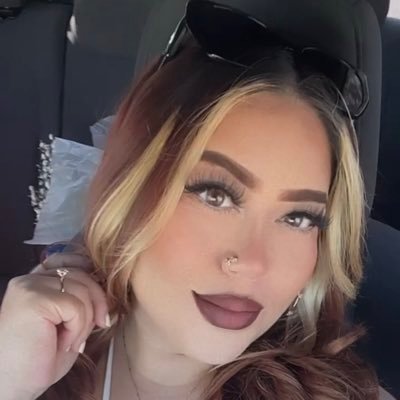 astoldbykattie's profile picture. 