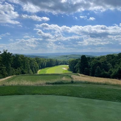 Avid golfer looking to play the world’s best golf courses