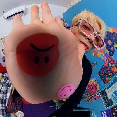 txt y yo contra mis trastornos mentales (soy emo)