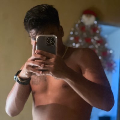 Single👹 Made in🇻🇪 DM SOLO PARA PROPUESTAS$ SOY HETERO⛓️