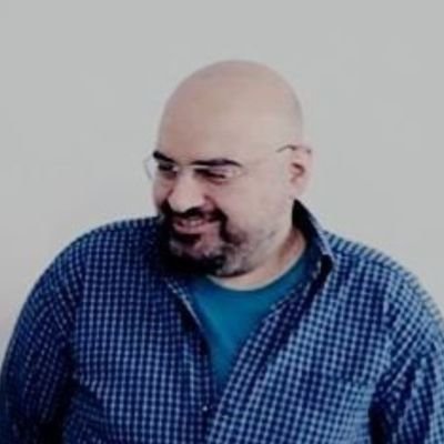 دانشجویی که شاید در حال روزنامهنگار شدن باشد. گفتهاند سردبیر در انصاف نیوز.
https://t.co/988wHmXYrl