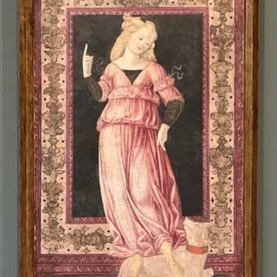 essa_lou2817's profile picture. 