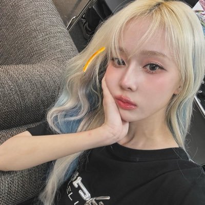 WINTER_myaespa's profile picture. 03🚹 MY