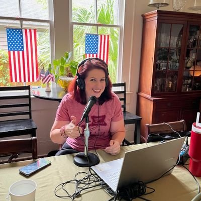 radioemily's profile picture. somehow still talking on the radio.