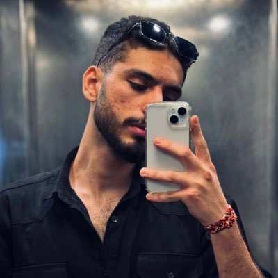 mahdialayee's profile picture. اگه عکساتو برات نفرستام بهم پی ام بده :)