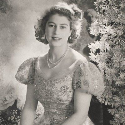RoyalPageTurner's profile picture. 📖 Excerpts from books on the royals from Queen Elizabeth II onward. ☕️ Spilling royal secrets and stories. 👑 Proud royalist. Join me on the journey!