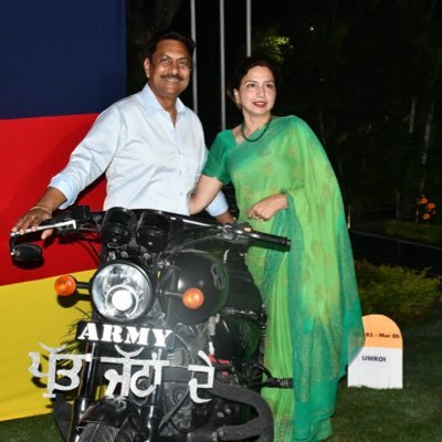 psdatla's profile picture. Live and let die!