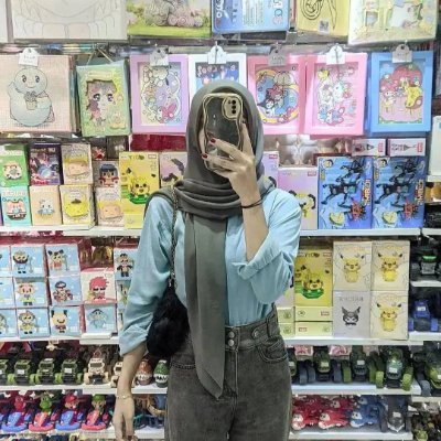 ukhti_mellaa's profile picture. cuman wanita biasa 

open grup member vip