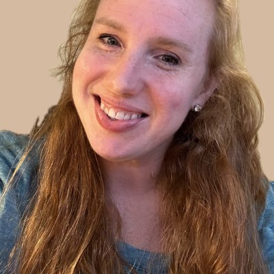 LoLo_Litteaur's profile image