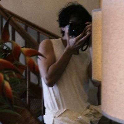 OHlodan66097's profile picture. 17y.o.
Who is my heart waiting for?