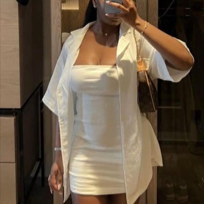 24✨ soft domme with a twist ✨. Speak only with tribute💸 | https://t.co/xuVVk8uLrQ https://t.co/YeMmj1yuCi