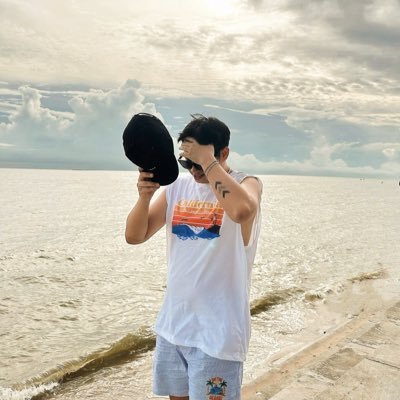 lphbur10241131's profile picture. 