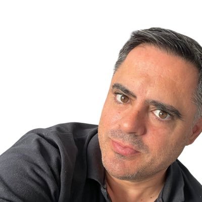 Comprometido con la igualdad, mariano por los cuatro costados, cabeceño 100%. Secretario de Organización del @PsoeLasCabezas