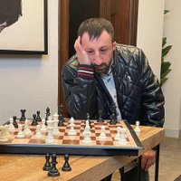 Ozan Ponzi (@ozbinoz) Twitter profile photo